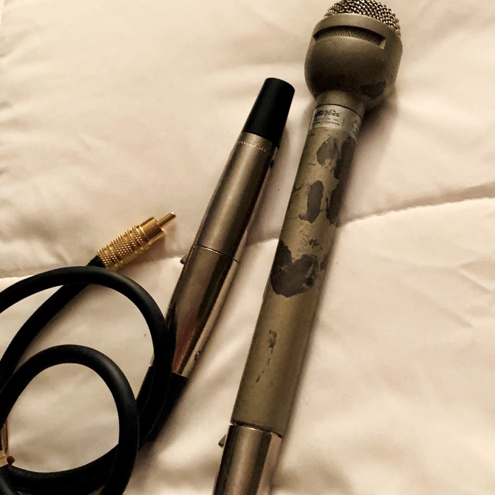Electro-Voice EV RE15 Cardioid Dynamic Microphone Vintage Rare